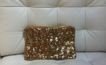 Kabelka do ruky - clutch v zlatej farbe – fotka 3